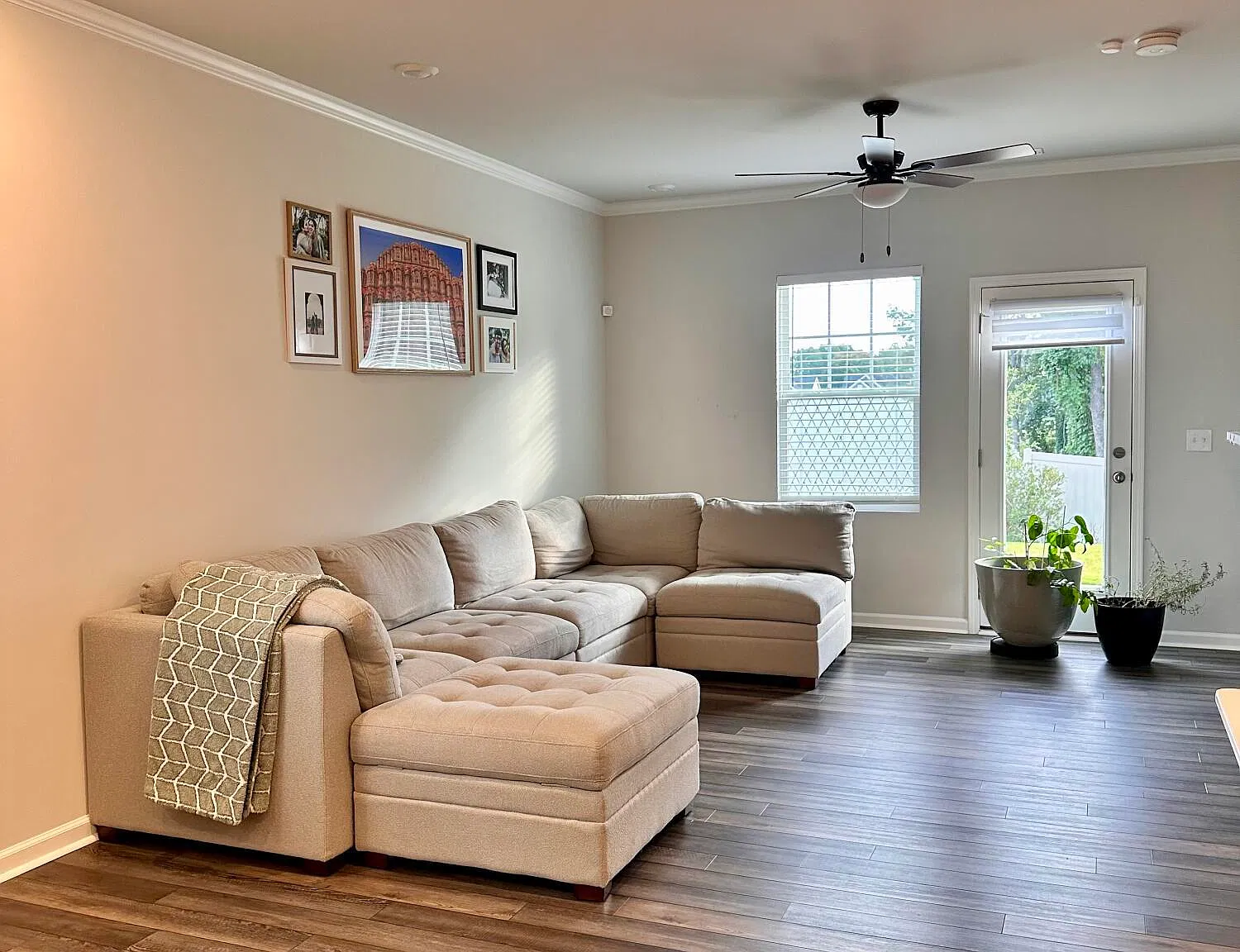 4 bed, 2.5 bath, $2,495 — Photo 3