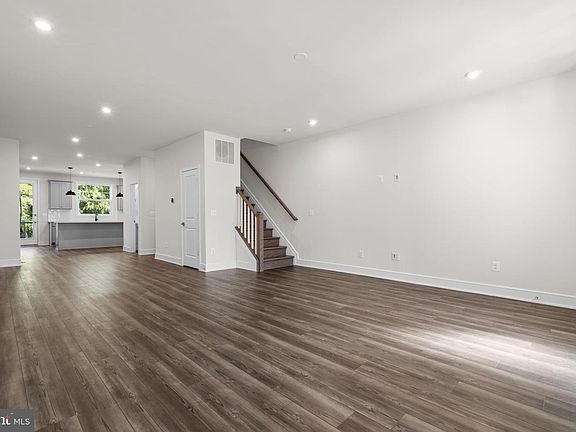 5th image of 3571 Stephensons Hill Ln