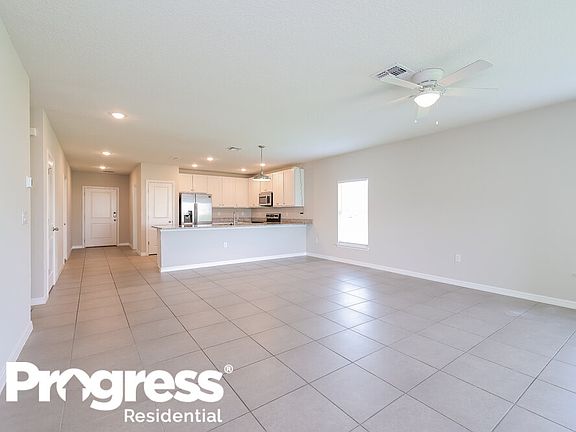 3rd image of 1049 Platte Way N