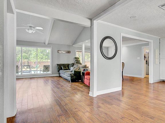 4th image of 7885 Weaver Dr