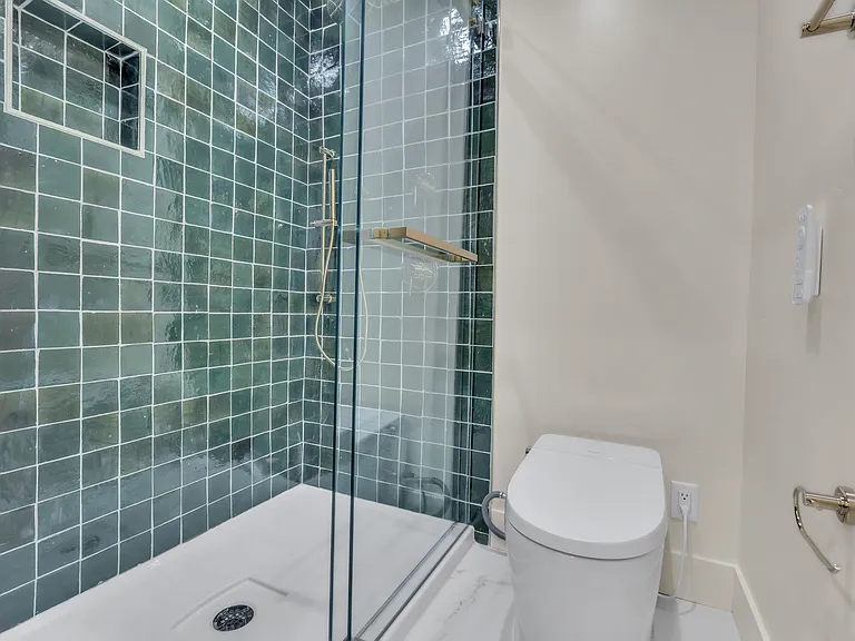 207 3rd St #230 — Photo 19