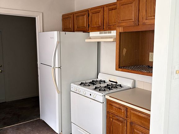 5th image of 1407 N Pinecrest St