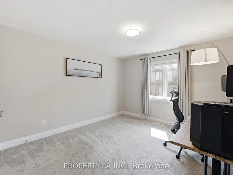 629 Wild Rye St W — Photo 32