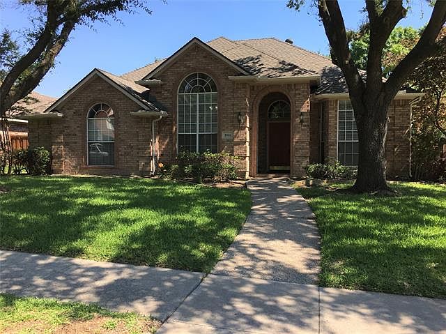 1st image of 3901 Montrose Dr