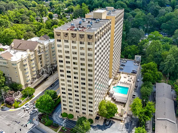 2479 Peachtree Rd NE APT 503, Atlanta, GA 30305