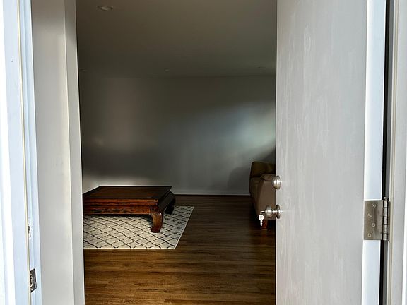 Entry way