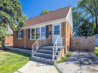 7229 McLaughlin Ave, Hammond, IN 46324