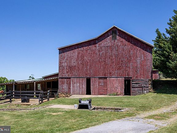 4th image of 3257 Ida Rd