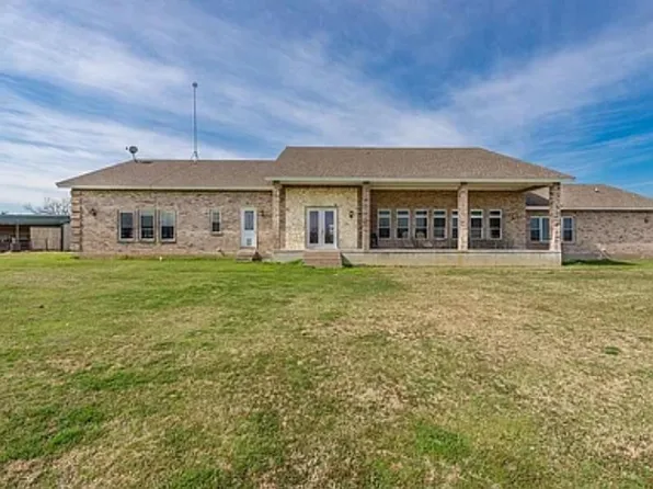 231 Sanchez Creek Dr, Weatherford, TX 76088