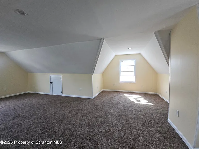1327 Oram St #2 — Photo 5