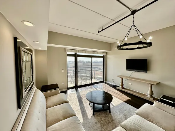 170 N Northwest Hwy APT 307, Park Ridge, IL 60068