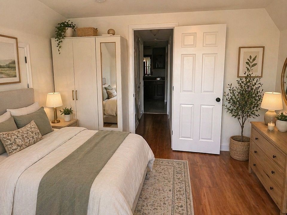 1st image of 245 Littleton Ave Floor 3