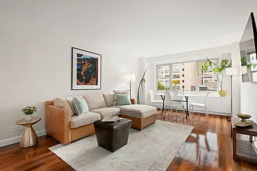 2 Charlton Street, #9B