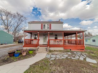 3279 Nordman Rd, Ann Arbor, MI 48108