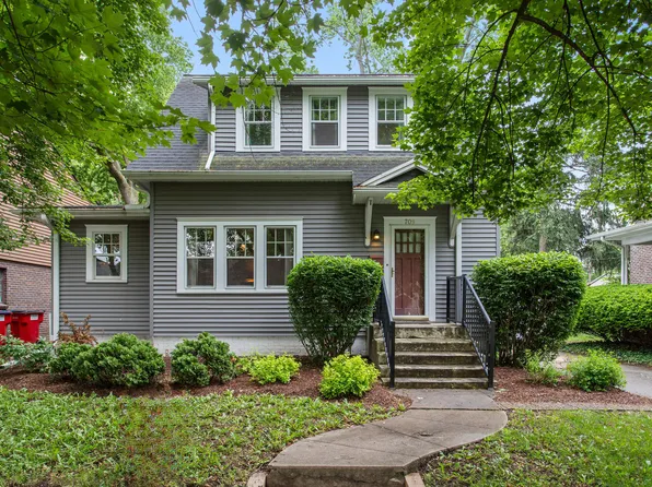 709 W Washington St, Champaign, IL 61820