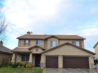 6033 W Oak Fence Ln, Lancaster, CA