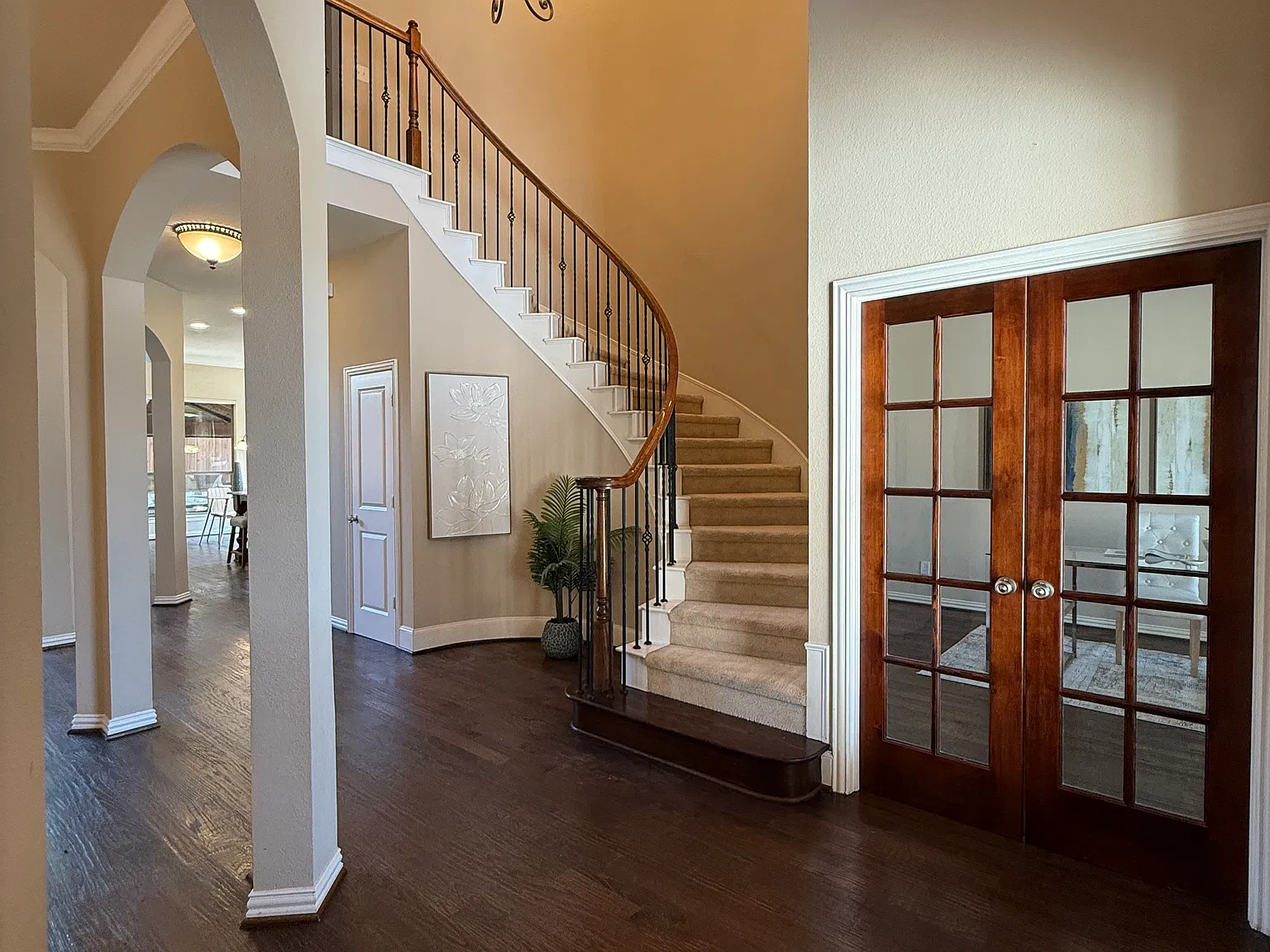 15790 Stonebridge Dr — Photo 3