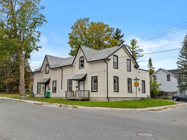 288 Brock St #284, Peterborough, ON K9H 2R1