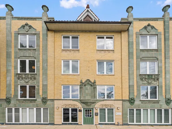 1636 W Melrose St APT 402, Chicago, IL 60657