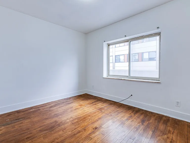 09 - 757 E Warrington — Photo 9