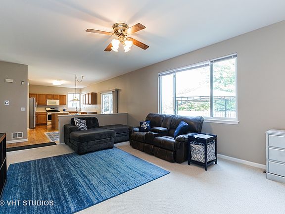5th image of 13082 W Yorkshire Ln