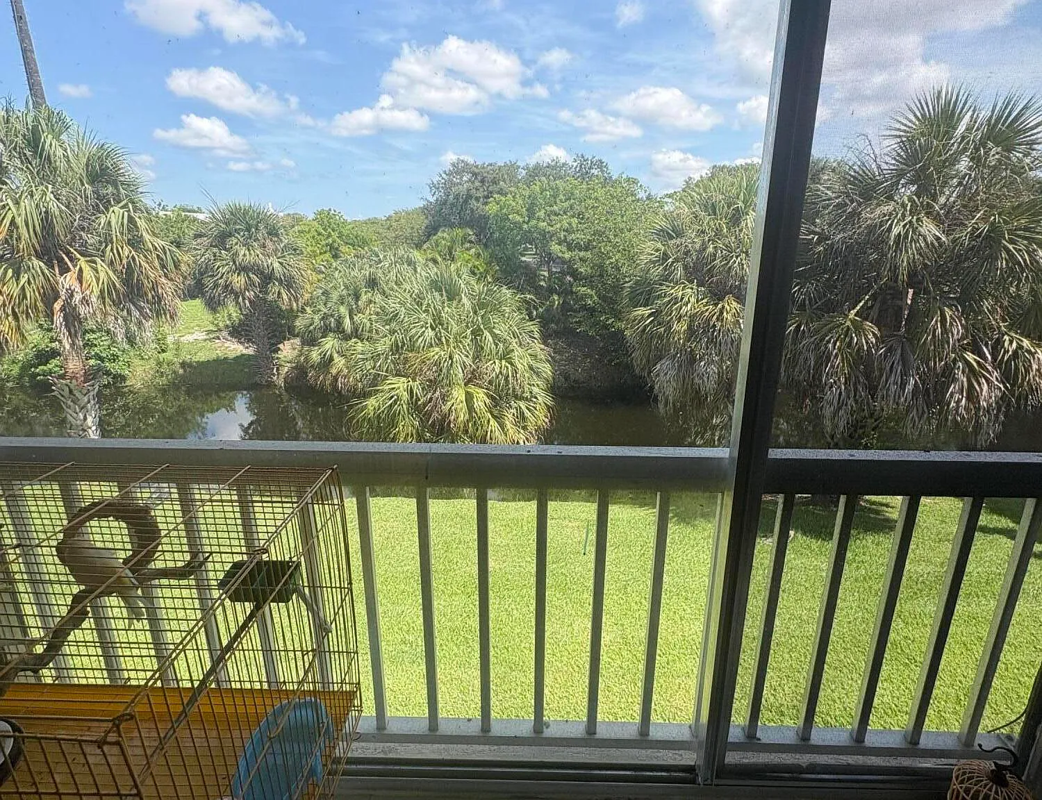 2 bed, 2.0 bath, 768 sqft, $2,000 — Photo 1