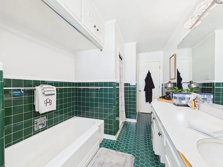 5501 Seymour Hwy — Photo 17