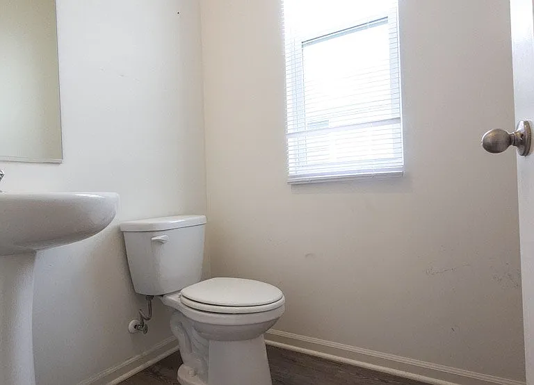 7828 W 105th Pl — Photo 8