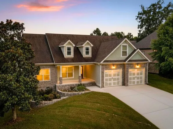 604 Kailors Cove Cir, Ringgold, GA 30736