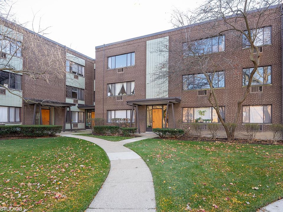 1st image of 3441 W Bryn Mawr Ave APT 1W