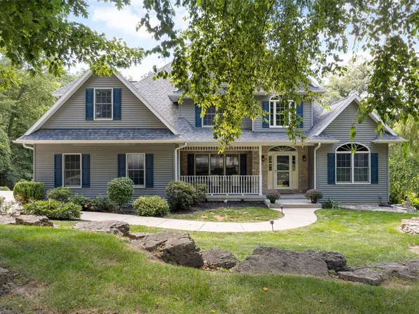 1000 133rd Dr, Amana, IA 52203