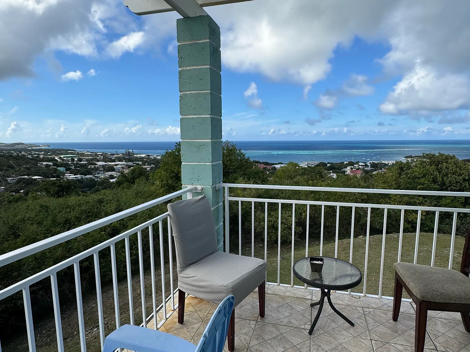 2 bed, 1384 sqft, $2,800 — Photo 2
