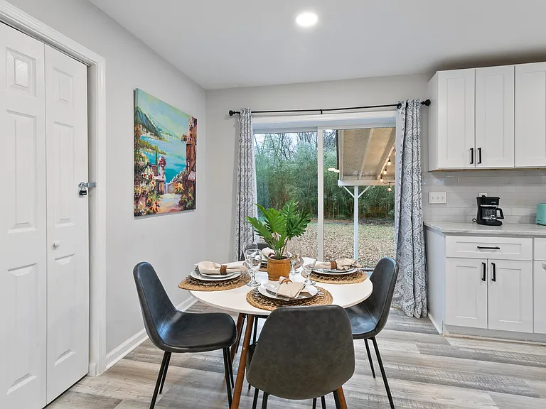 3032 Brook Dr — Photo 14