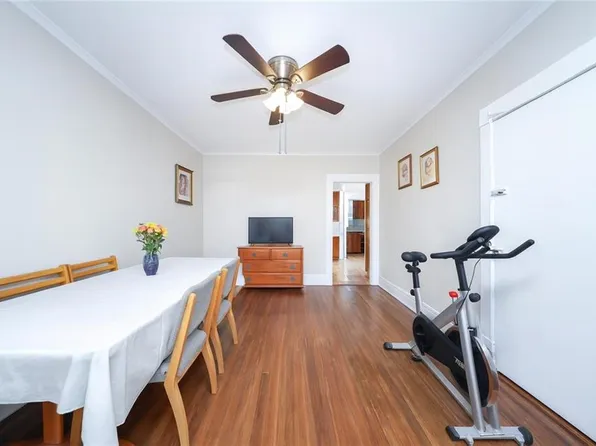 208 Saint Mary's Avenue image 16 of 47