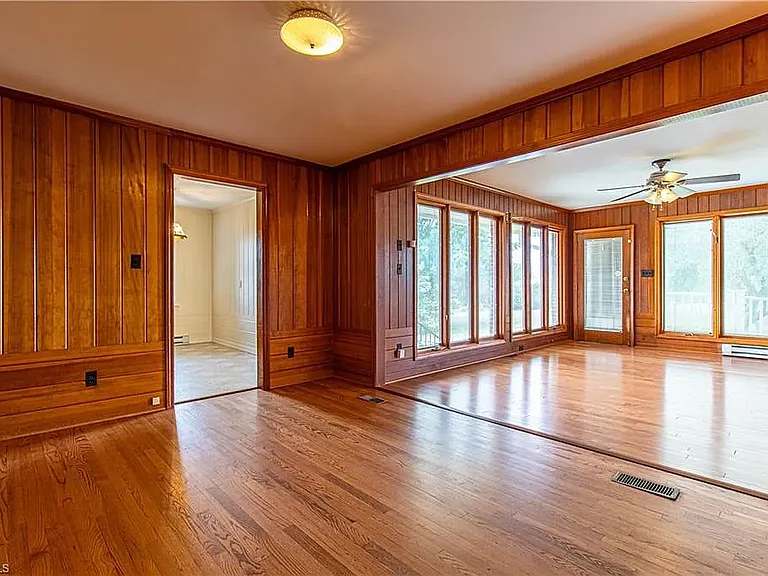 654 Meadowlark Dr — Photo 6