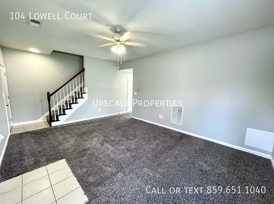 104 Lowell Court — Photo 2