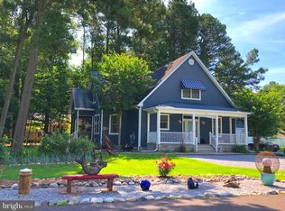 15 New Castle Ct, Ocean View, DE 19970