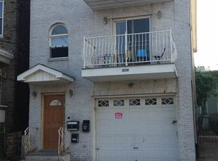 9 Morton Pl #2, Jersey City, NJ 07305