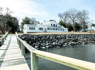 359 Seagull Ln, Heathsville, VA 22473