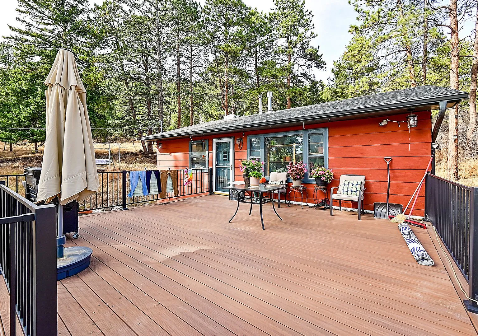 Sunny Mountain Home — Photo 4