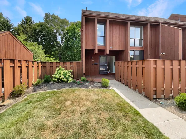 4925 Whistlewood Ln #1, Westerville, OH 43081