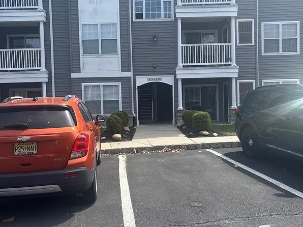 127 Natalie Rd, Delran, NJ 08075