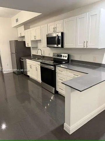 5129 NW 5th Ave — Photo 12