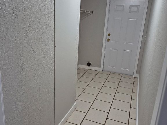 3rd image of 108 Buckingham Ct #44
