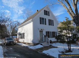 88 Washington St, Camden, ME 04843