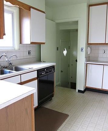 5th image of 2642 Hathon Dr