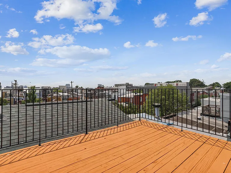1444 Battery Ave — Photo 3
