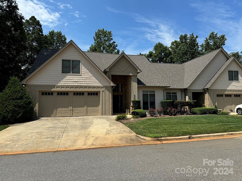 1st image of 4038 Stadler Dr NE #29