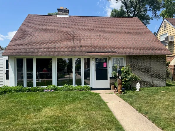 4234 Prescott Ave, Lyons, IL 60534