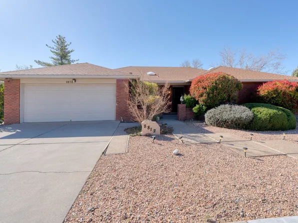 8812 Camino Del Sol NE, Albuquerque, NM 87111